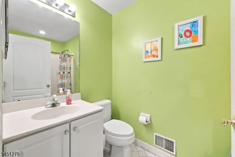39 Ascot Drive Washington NJ 07853