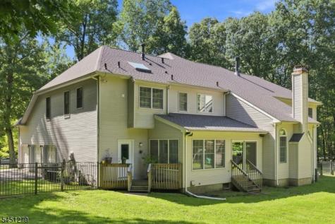 39 Ascot Drive Washington NJ 07853