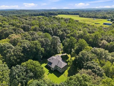 39 Ascot Drive Washington NJ 07853