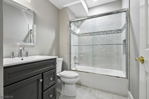 1 Buckeye Lane Raritan NJ 08822