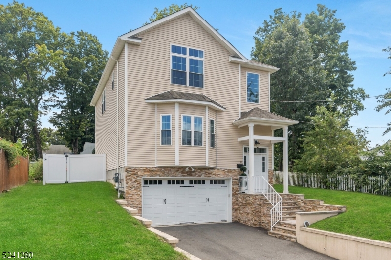 25 Arch Street Butler NJ 07405