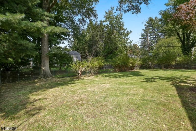 65 Springbrook Road Livingston NJ 07039