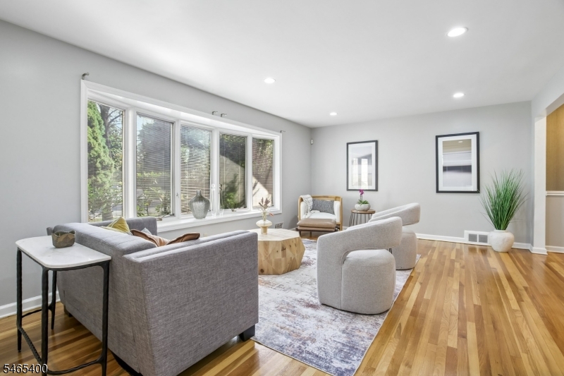 65 Springbrook Road Livingston NJ 07039