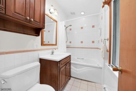 235 Brook Valley Road Montville NJ 07082