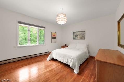 235 Brook Valley Road Montville NJ 07082