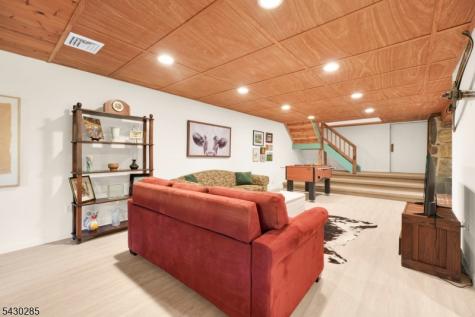 235 Brook Valley Road Montville NJ 07082