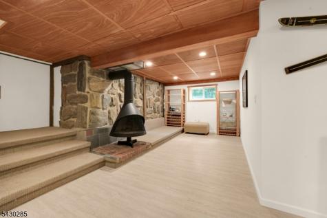 235 Brook Valley Road Montville NJ 07082