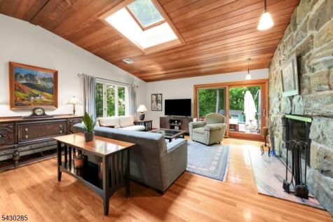 235 Brook Valley Road Montville NJ 07082