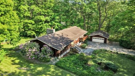 235 Brook Valley Road Montville NJ 07082