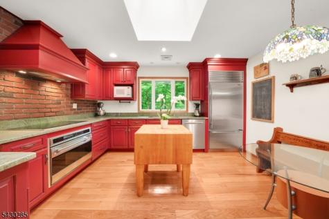 235 Brook Valley Road Montville NJ 07082