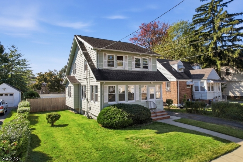 428 E 4th Avenue Roselle NJ 07203