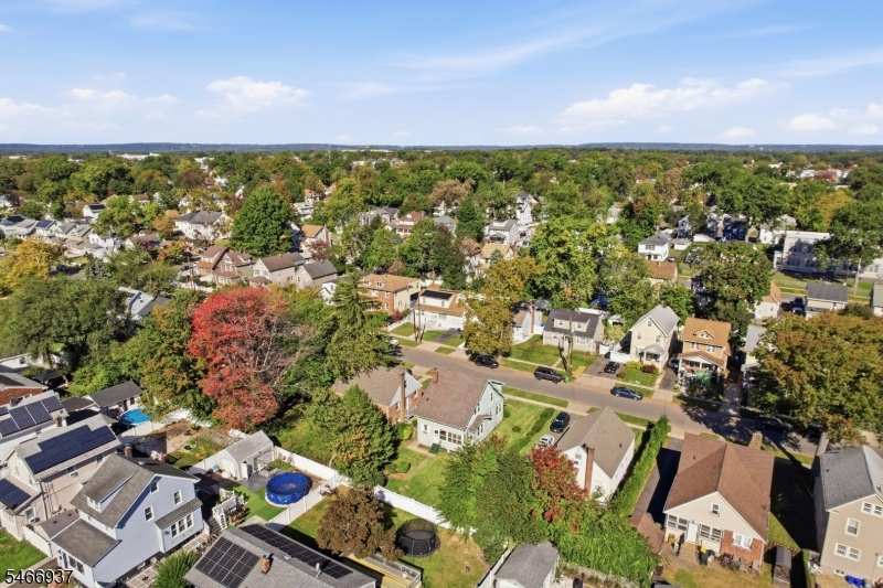 428 E 4th Avenue Roselle NJ 07203