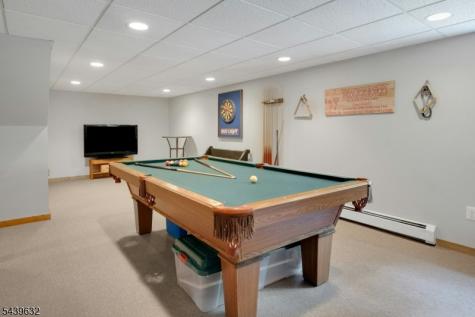 20 Lark Lane Jefferson NJ 07438