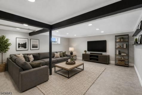 341 Huntington Road Union NJ 07083