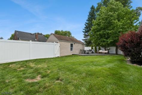 341 Huntington Road Union NJ 07083