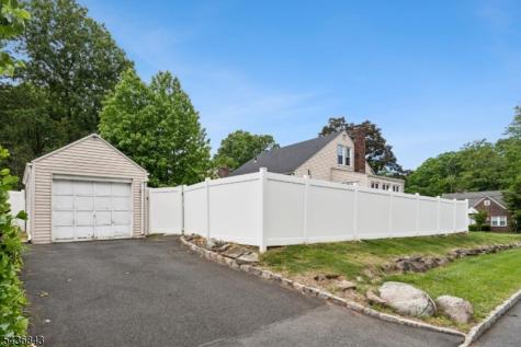341 Huntington Road Union NJ 07083