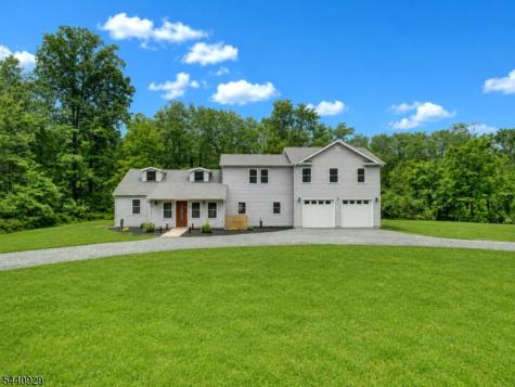 8 Britton Road Delaware NJ 08559
