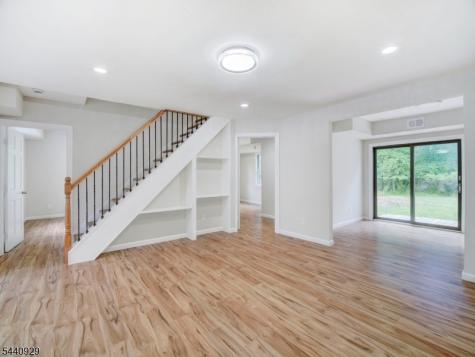 8 Britton Road Delaware NJ 08559