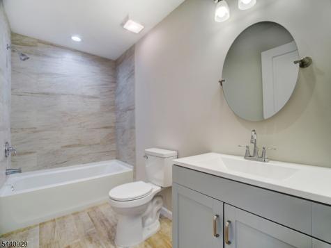 8 Britton Road Delaware NJ 08559