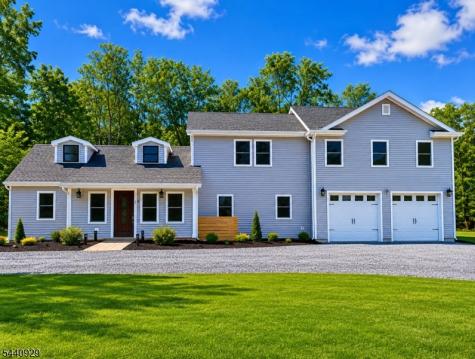 8 Britton Road Delaware NJ 08559