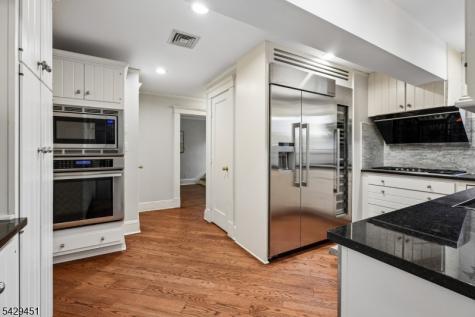 173 Highland Avenue Ridgewood Village NJ 07450