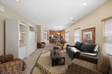 3 Daulton Drive Franklin NJ 08873