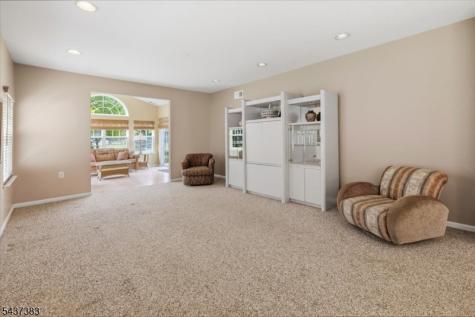 3 Daulton Drive Franklin NJ 08873