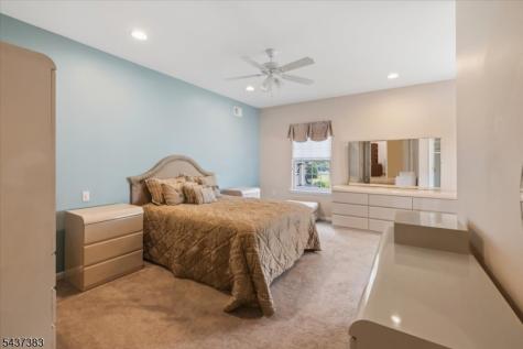 3 Daulton Drive Franklin NJ 08873