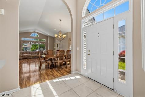 3 Daulton Drive Franklin NJ 08873
