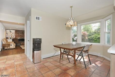 544 Hague Court Oradell NJ 07649