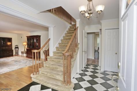 544 Hague Court Oradell NJ 07649