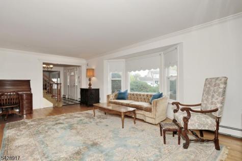 544 Hague Court Oradell NJ 07649