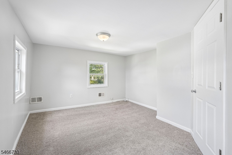 94 S 21st Avenue Manville NJ 08835