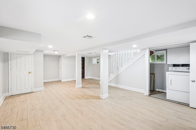 94 S 21st Avenue Manville NJ 08835