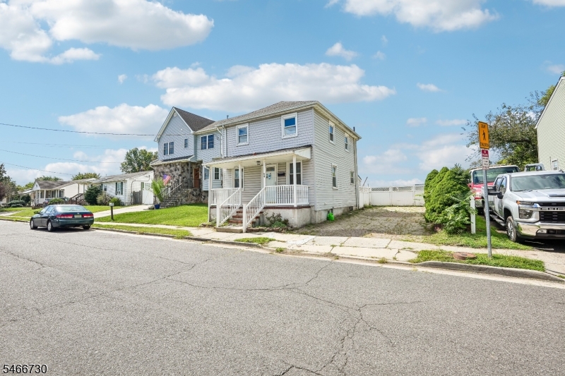94 S 21st Avenue Manville NJ 08835