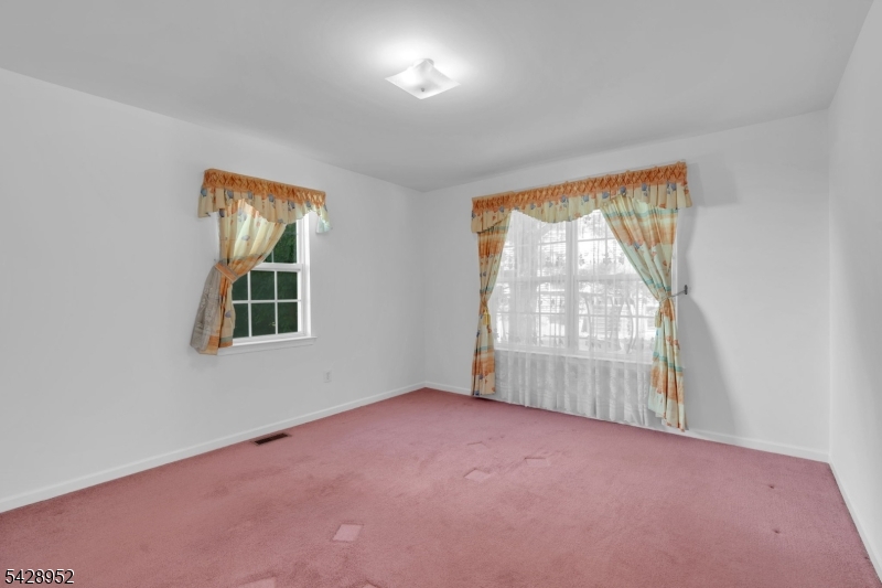 4 Leigh Road Hillsborough NJ 08844