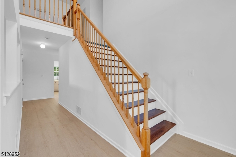 4 Leigh Road Hillsborough NJ 08844