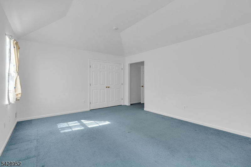 4 Leigh Road Hillsborough NJ 08844