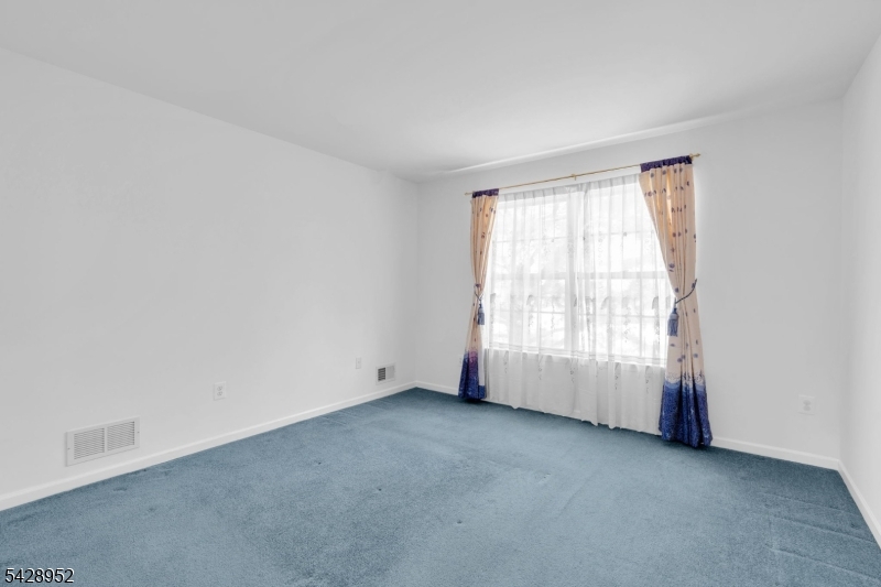 4 Leigh Road Hillsborough NJ 08844