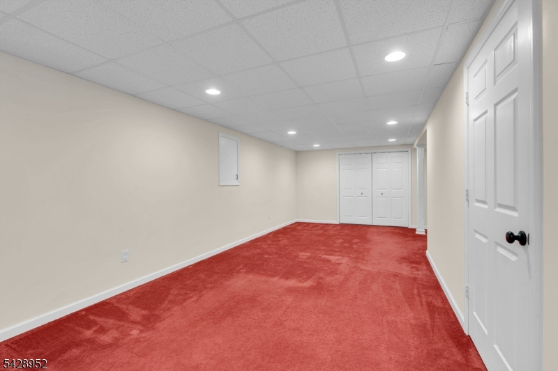 4 Leigh Road Hillsborough NJ 08844