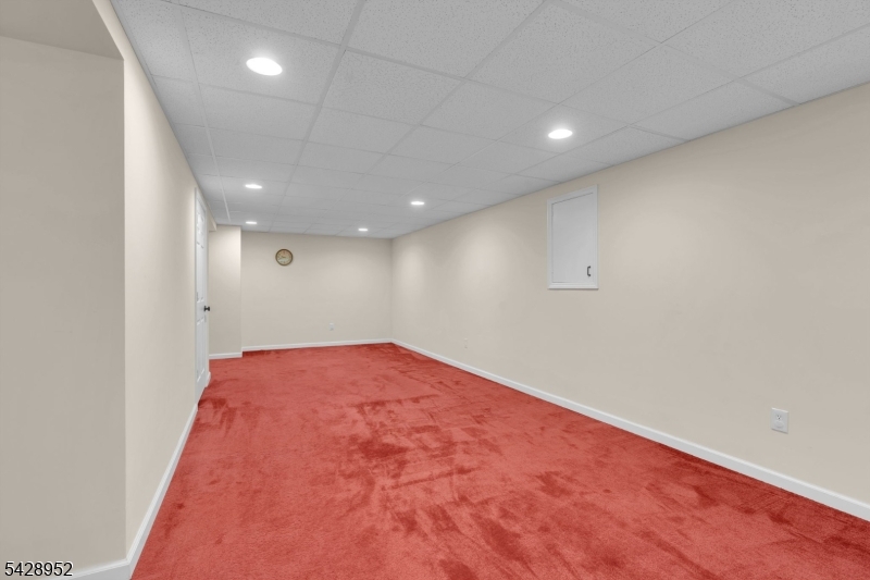 4 Leigh Road Hillsborough NJ 08844