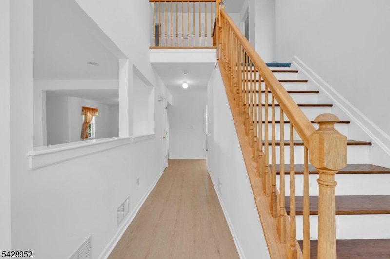 4 Leigh Road Hillsborough NJ 08844