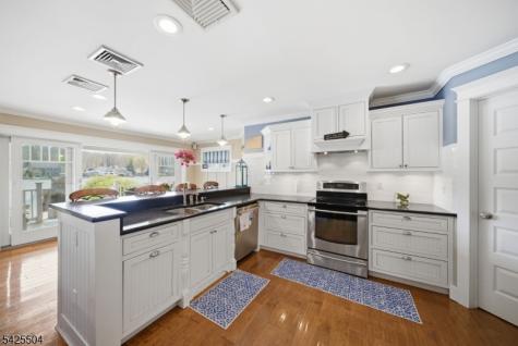 84 West Shore Road Denville NJ 07834
