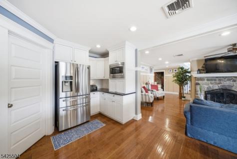 84 West Shore Road Denville NJ 07834