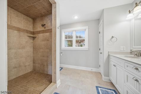 84 West Shore Road Denville NJ 07834