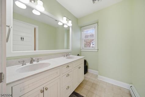 84 West Shore Road Denville NJ 07834