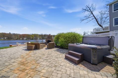 84 West Shore Road Denville NJ 07834