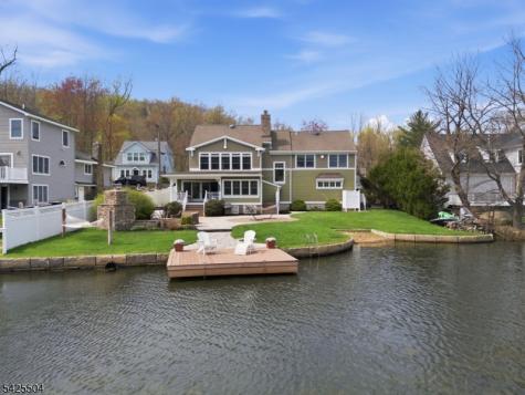 84 West Shore Road Denville NJ 07834