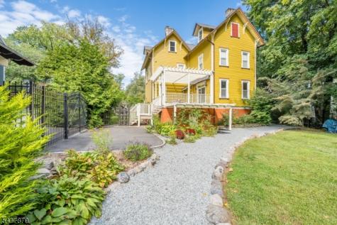 224 Walton Avenue South Orange Village NJ 07079