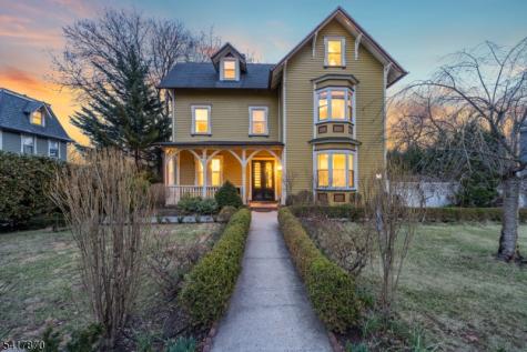 224 Walton Avenue South Orange Village NJ 07079
